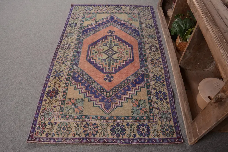 Teppich in Lila und Orange, 3,6 x 6,1 Fuß, botanisches Design