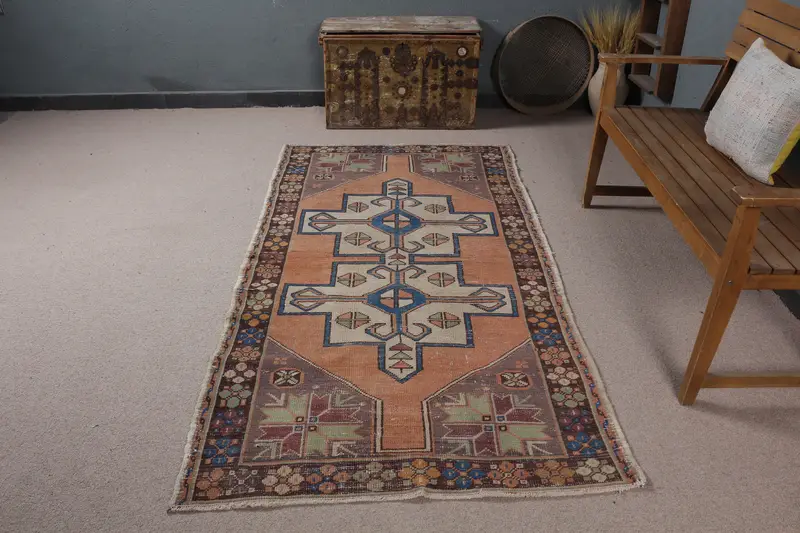 オレンジ & ブルー アニマル プリント ラグ、3.7x7.2 フィート