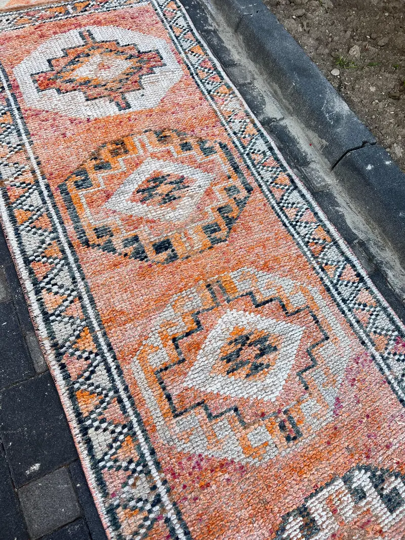 2.7x10.3 ft Halı, Vintage Türk Halısı, Turuncu Herki Yün Halı - 1