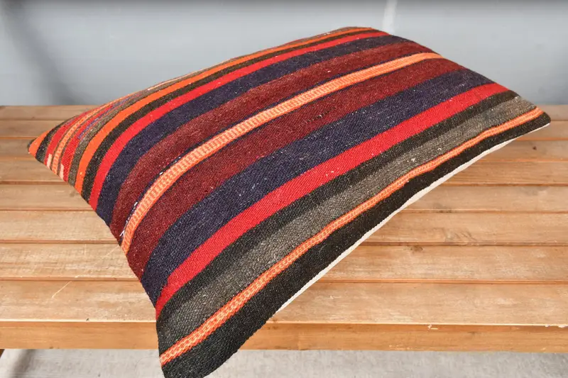 Pillow Case, Handmade Kilim Cushion, Boho Throw Cushion, Kilim Pillow Cover, 16x24 Red Cushion Case, Outdoor Throw Cushion Cover, Vintage Pillow - 2