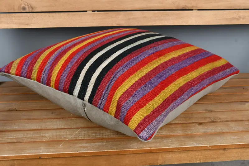 24x24 Red Cushion Cover, Handwoven Pillow Cover Pillow, Pillow, Kilim Pillow, Christmas Pillow Sham, Vintage Kilim Throw Pillow, Pillow for Couch - 2