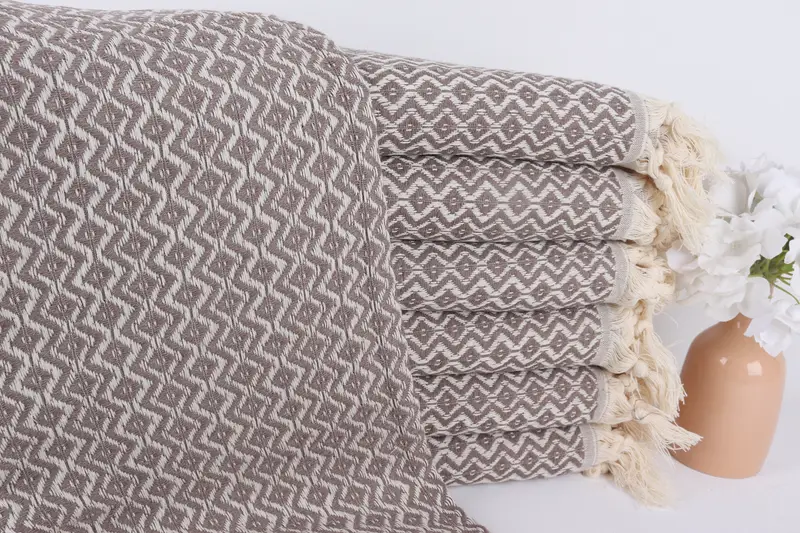 Absorbent Turkish peshtemal towel for beach use, Organic Turkish towel, Lightweight towel, 70x40 Cotton Diamond Towel, Xmas Gifts, Bridesmaid Gift - 1