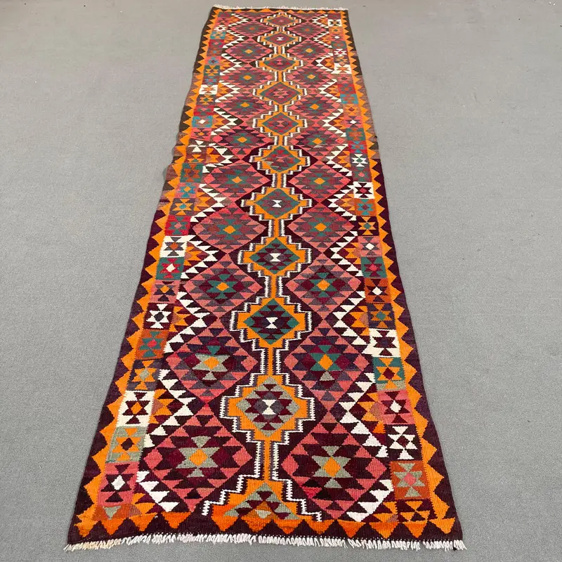 Alfombra vibrante de 3 x 11,5 pies, lunares naranja y rosa