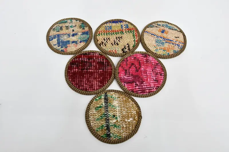 Tribal Desenli Bardak Altlığı Takımı, Benzersiz Pembe ve Bej Bardak Altlıkları