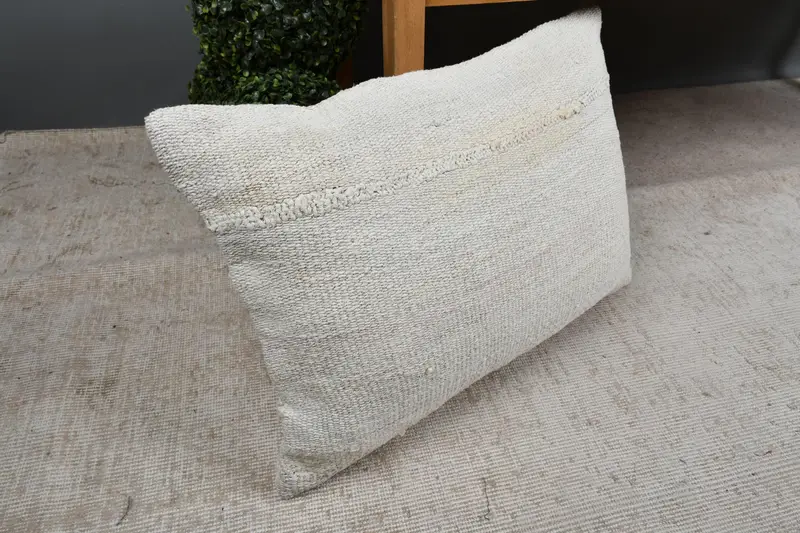 Handmade Kilim Cushion, Kilim Pillow, Pillow Cover, 16x24 Beige Cushion, Nomadic Pillow, Neutral Throw Pillow Cover, Throw Kilim Pillow - 7