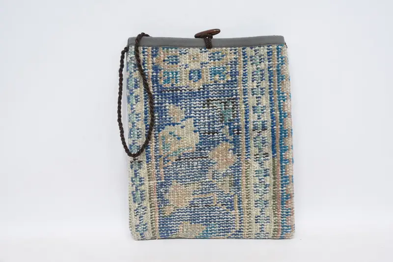 ヴィンテージモチーフのスチームパンクウールショルダーバッグ、キリムバッグ