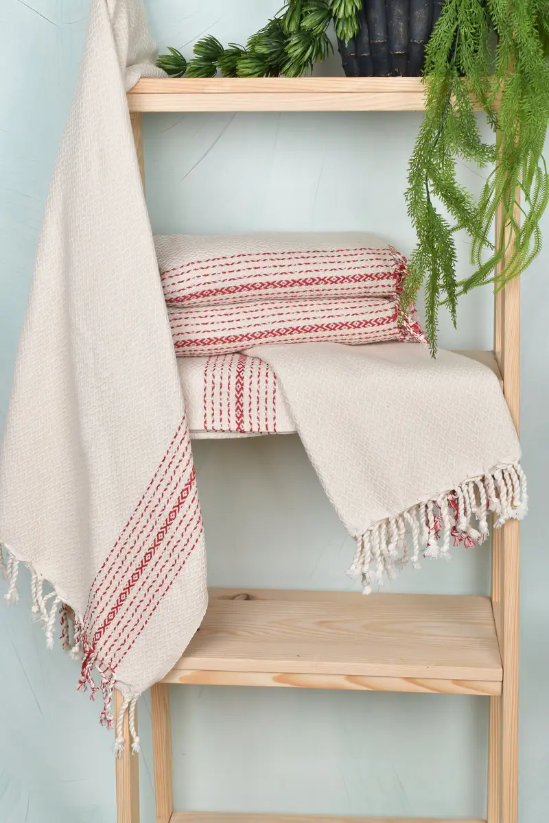 Bridal Shower Favors, Bridemaids Beach Towel, Guest Towel, Bride Gift, Embroidered Towel, Large Turkish Towel, 70x40 Cotton Diamond Towel - 6
