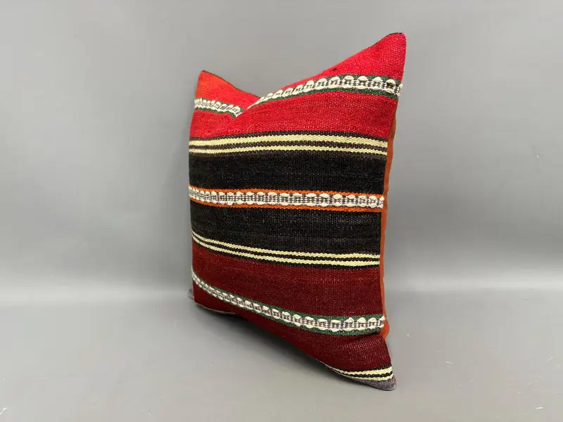 Vintage Pillow, Traditional Pillow Sham, Pillow Case, Pillow for Couch, 18x18 Red Pillow Cover, Vintage Kilim Pillow, Bench Pillow Cover - 3
