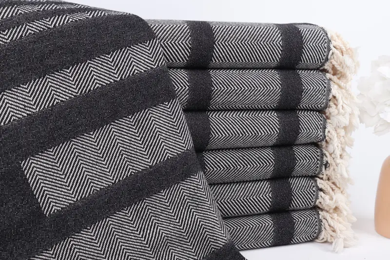 Kişiye Özel Türk Banyo Havlusu Siyah Pamuk Chevron, 38x67 İnç