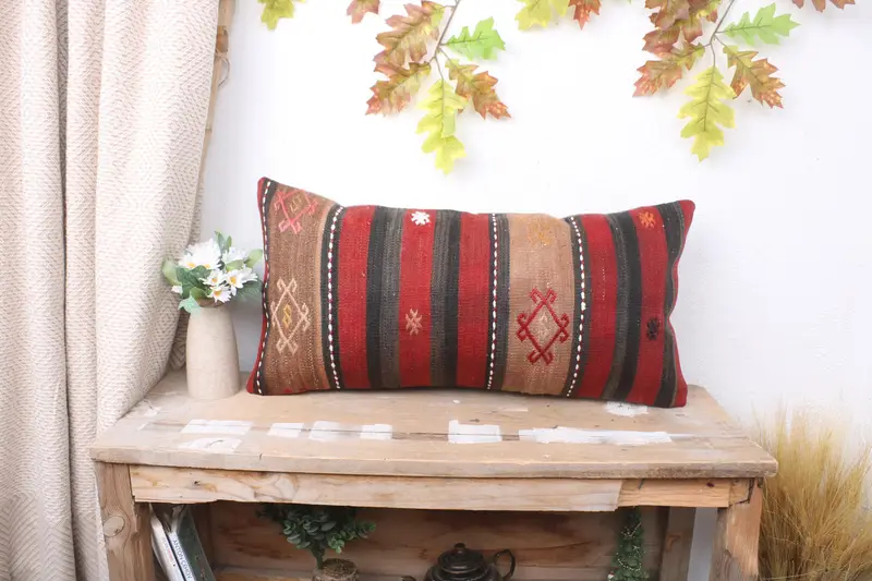 Vintage Kilim Yastığı, Türk Yastığı, Toptan Yastık Örtüsü, 12x24 Kırmızı Yastık Kılıfı, Veranda Yastık Kapağı, Etnik Kilim Halı Yastığı, Yastık Kılıfı - 1
