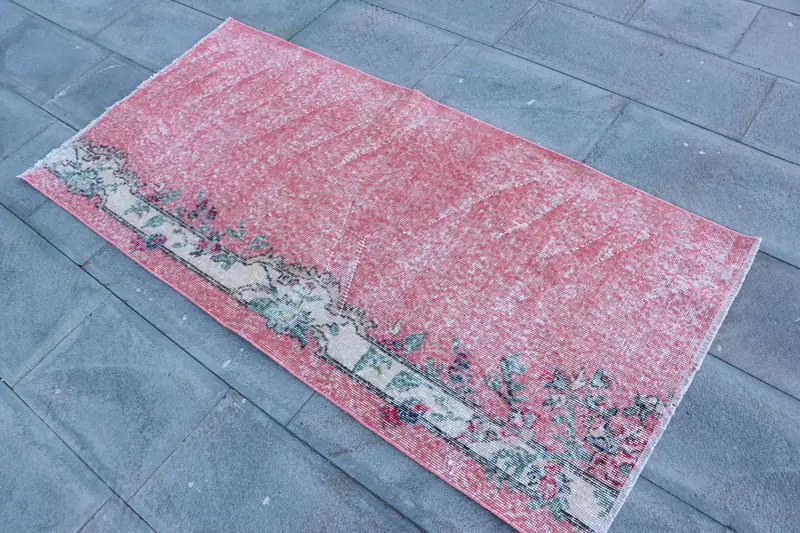 2,7x5,6 ft türkischer Vintage-Teppich, Akzentteppich, rot-weißer Patchwork-Wollteppich - 1