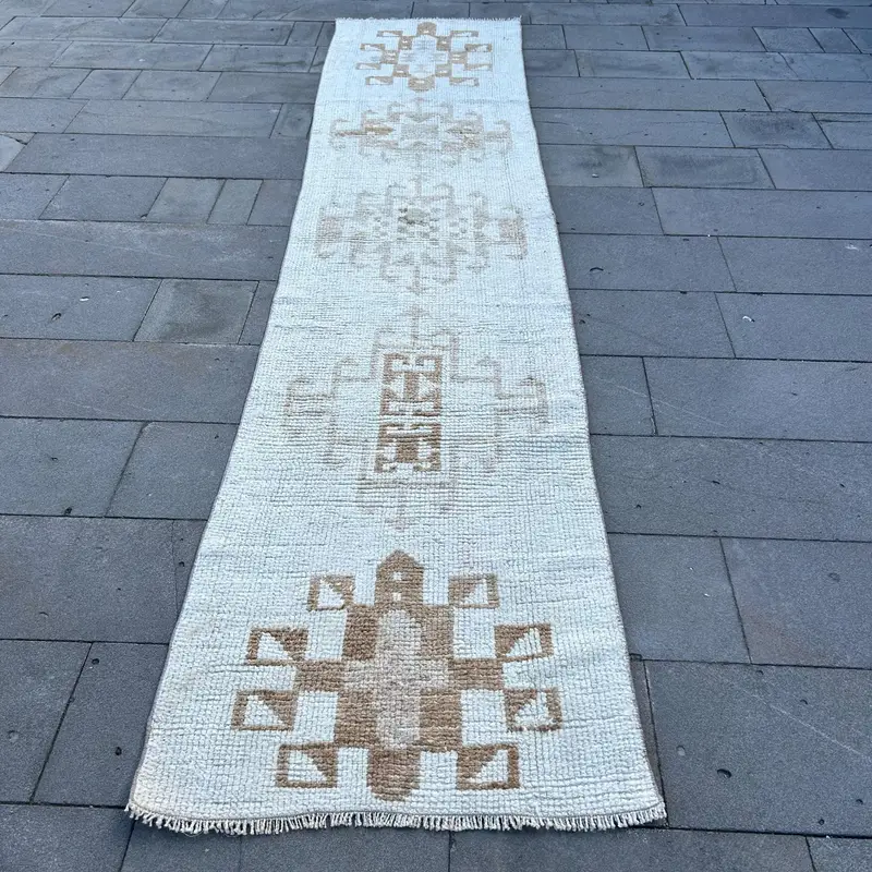 Turkish Vintage Runner Rug 2.7x12 ft, Herki White Wool Rug - 1