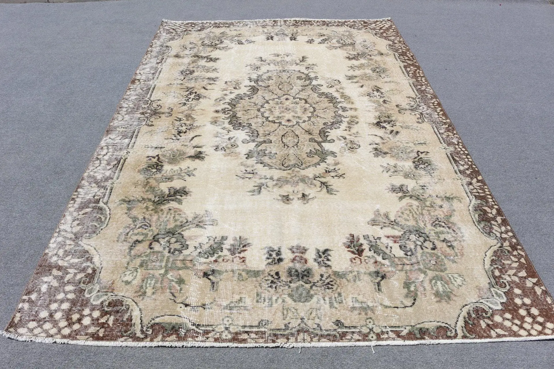 Vintage Türk Halısı, 6.4x9.6 ft Halı, Kahverengi Yeşil Bitkiler ve ağaçlar Yün Halı - 1