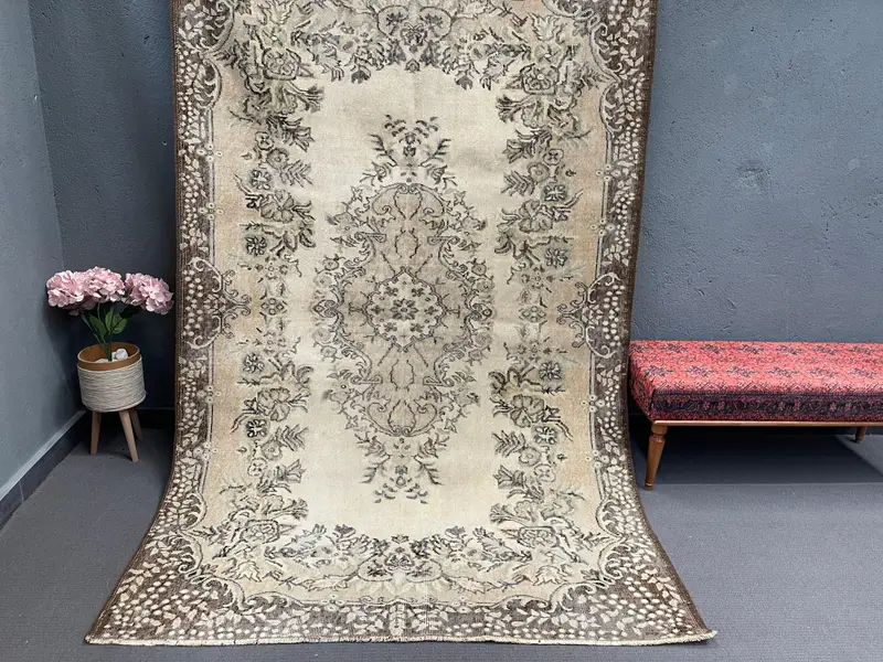 5.6x8.7 ft Vintage Turkish Rug, Large Rug, Oushak Brown Wool Rug - 1
