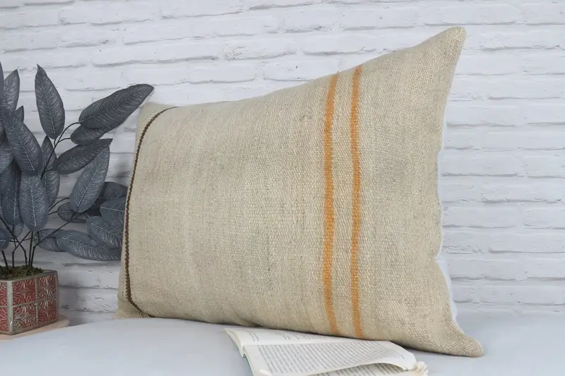 Interior Designer Pillow, Muted Cushion Case, Pillow Sham, 20x28 Beige Cushion Case, Handmade Kilim Cushion, Decorative Pillow Sham, Pillow for Sofa - 4