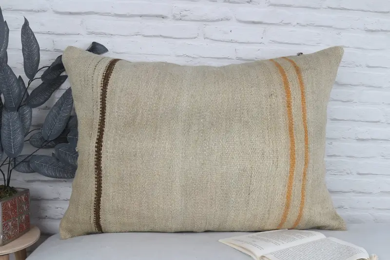 Interior Designer Pillow, Muted Cushion Case, Pillow Sham, 20x28 Beige Cushion Case, Handmade Kilim Cushion, Decorative Pillow Sham, Pillow for Sofa - 2
