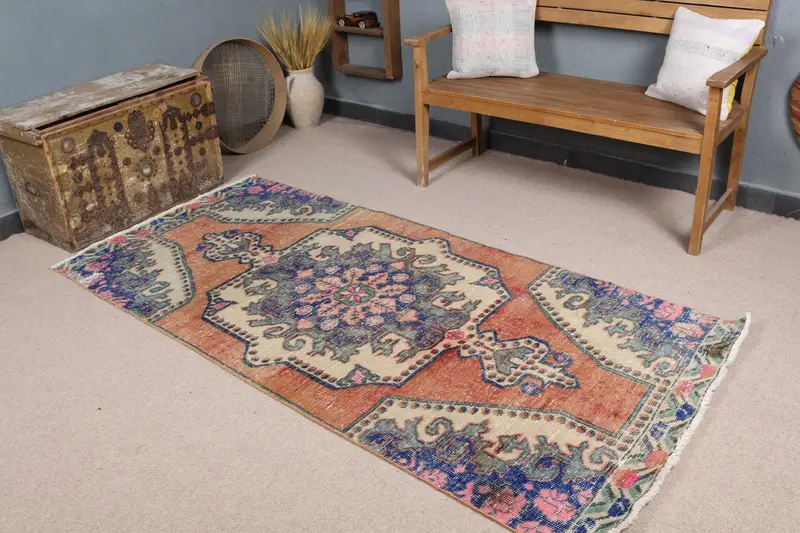 Orange-grüner Teppich, 3,5 x 7,4 Fuß, floral und geometrisch