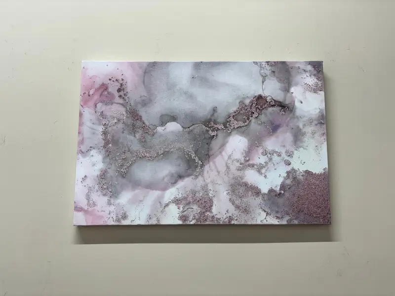 エレガントなピンクの大理石のきらめく高級キャンバスプリント