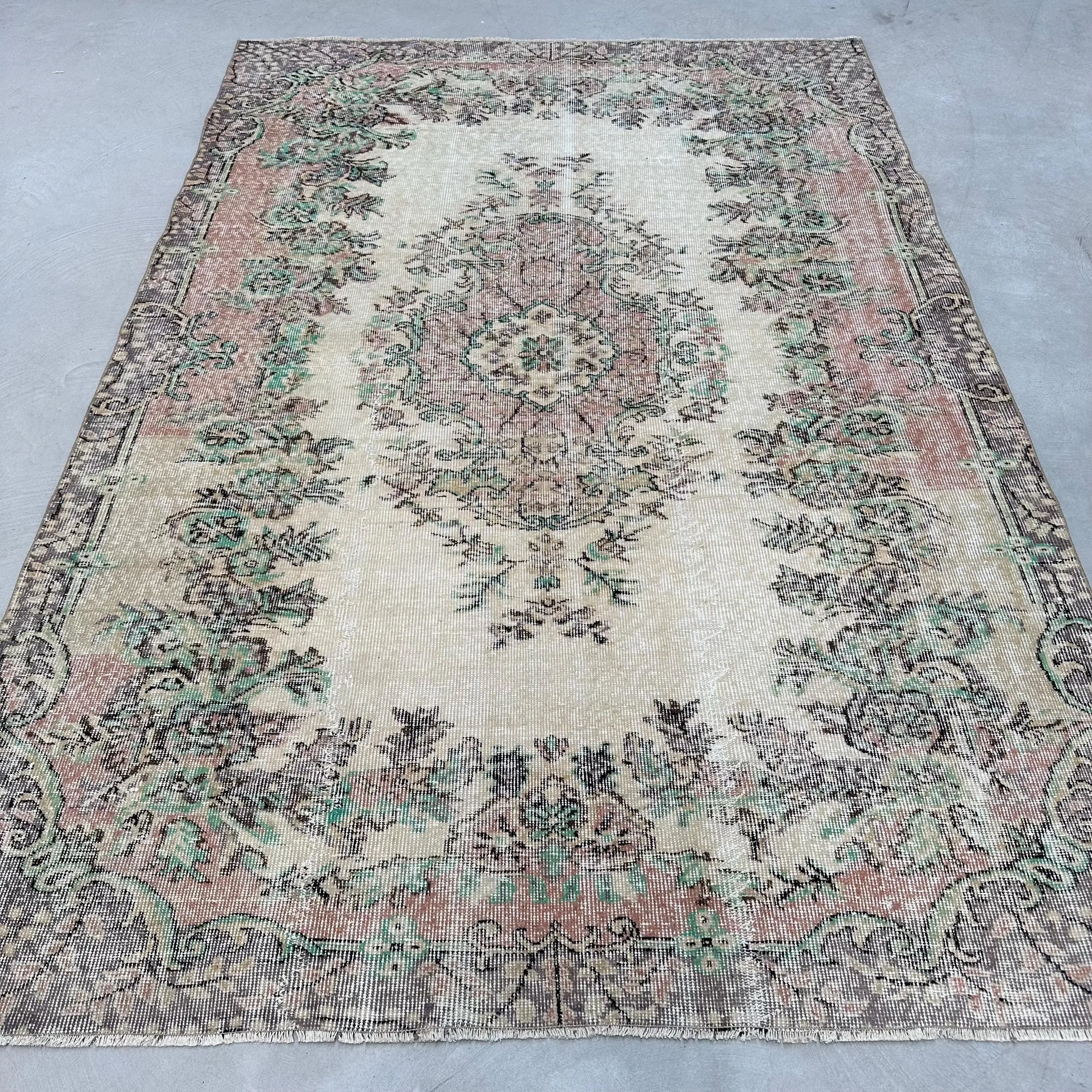 Türk Vintage Halısı, Büyük 5.4x8 ft (165x244 cm) Halı, Gri Yün Halı - 1