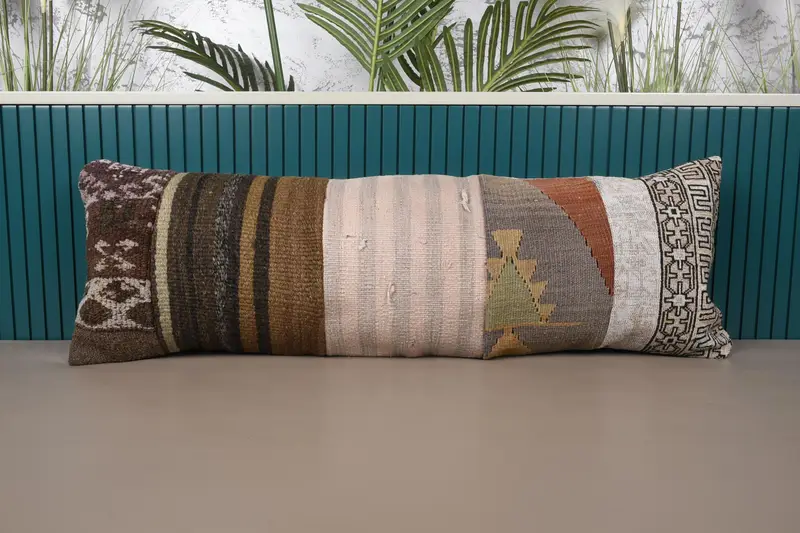 Braunes und graues Patchwork-Wurfkissen, 12x36 besticktes Kissen