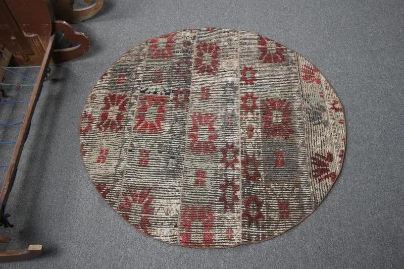 3.7x3.7 ft Rug, Turkish Vintage Round Rug, Red Oushak Wool Rug - 1