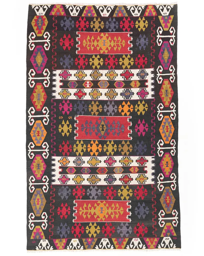 Elegant Black Rug, 5.1x8 ft Solid Red Accent