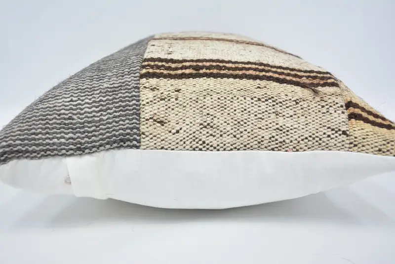 Christmas Pillow, Pillow Case, Throw Kilim Pillow, 16x24 Beige Cushion, Authentic Cushion Cover, Boho Pillow Sham Cover, Vintage Kilim Throw Pillow - 5