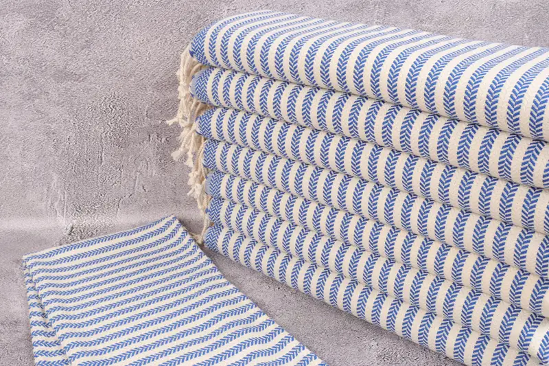 Personalized Hand Towel, Wedding Gift, 40x18 Cotton Chevron Towel, Holiday Towel, Custom Gifts, Summer Gift, Personalized Gifts, Decorative Towel - 2