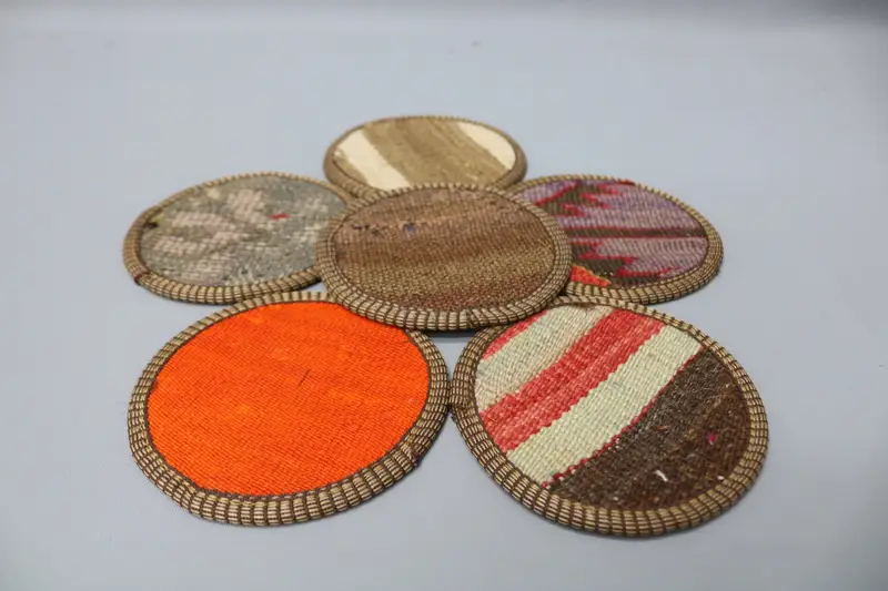 Böhmischer roter und brauner Untersetzer, runder böhmischer Untersetzer