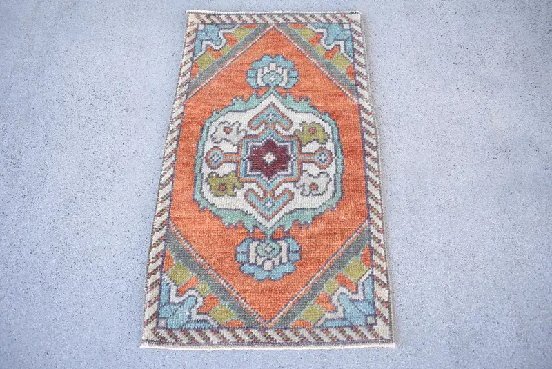 Alfombra pequeña vintage, alfombra turca de 1,6x2,7 pies, alfombra de lana de camuflaje naranja - 1