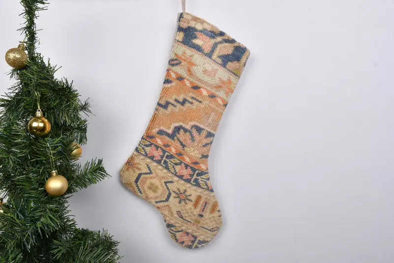 Patrón de adornos navideños festivos, calcetín navideño de 7 pulgadas de ancho