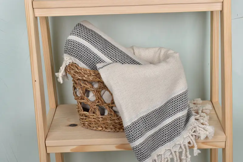 Peshtemal, Wedding Favors, Monogram Towels, Turkish bath towel, 70x36 Cotton Striped Towel, Custom Wedding Gift, Embroidered Turkish Towel - 4