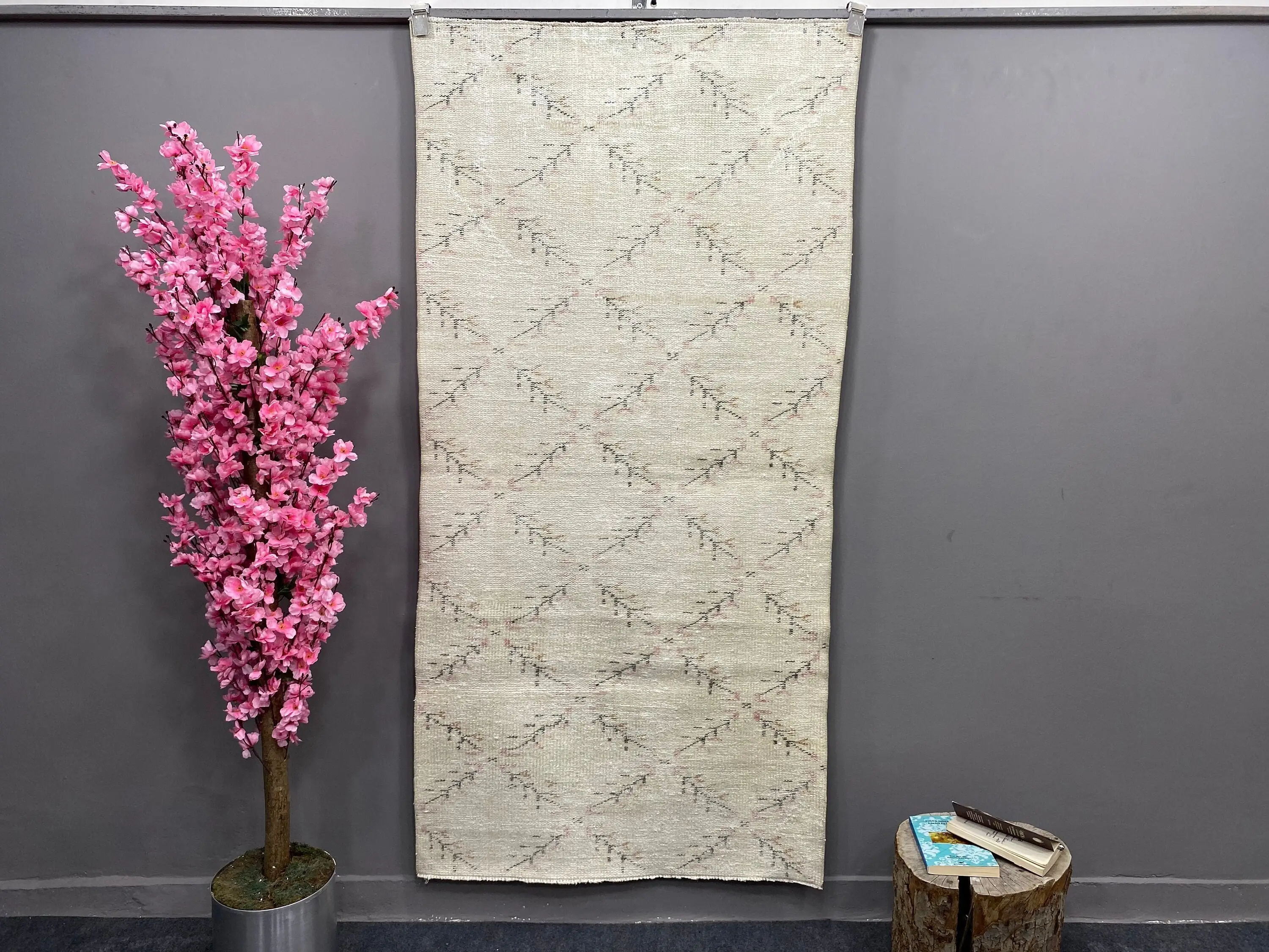 Vintage Türk Halısı, 3x6.1 ft Halı, Beyaz Çiçekli Yün Halı - 1
