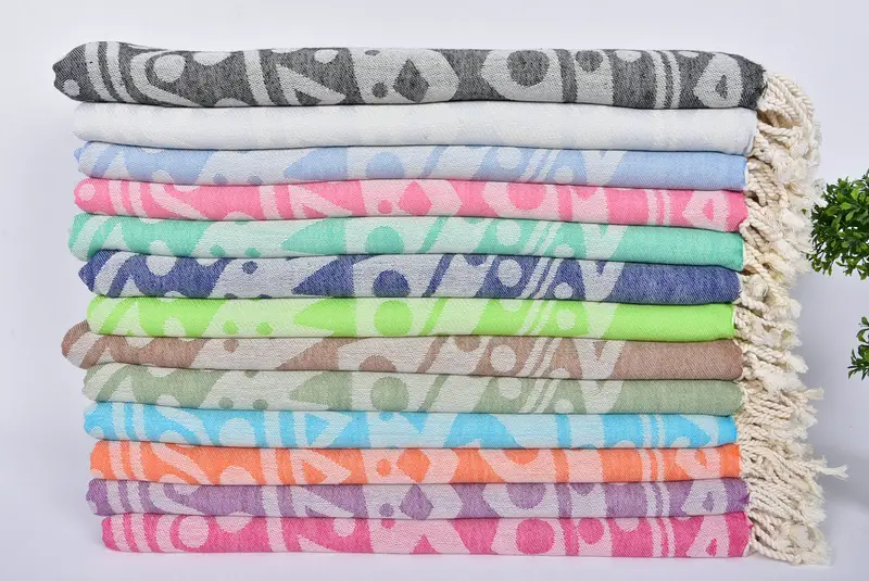 Turkish Towel USA, Girls Weekend Favors, Memorial Gift, Monogram Beach Towel, Monogram Turkish Towel, 70x40 Cotton Round Pattern Towel - 1