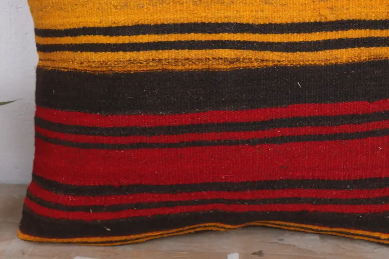 Pillow Cover, Vintage Pillow, Couch Cushion Case, Throw Kilim Pillow, Boho Pillow Sham Cover, Anatolian Cushion Cover, 20x20 Red Cushion Cover - 3