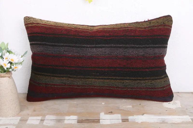 Vintage Kilim Throw Pillow, Accent Pillow, 12x20 Red Pillow Cover, Kilim Pillow, Interior Designer Pillow, Pillow, Cozy Throw Pillow Case - 2