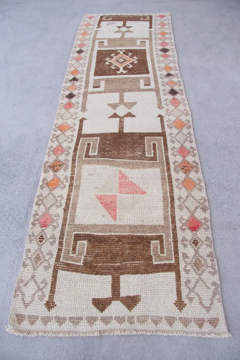 Elegant Beige Persian Rug, 3,2x10,4 ft with Brown Accents