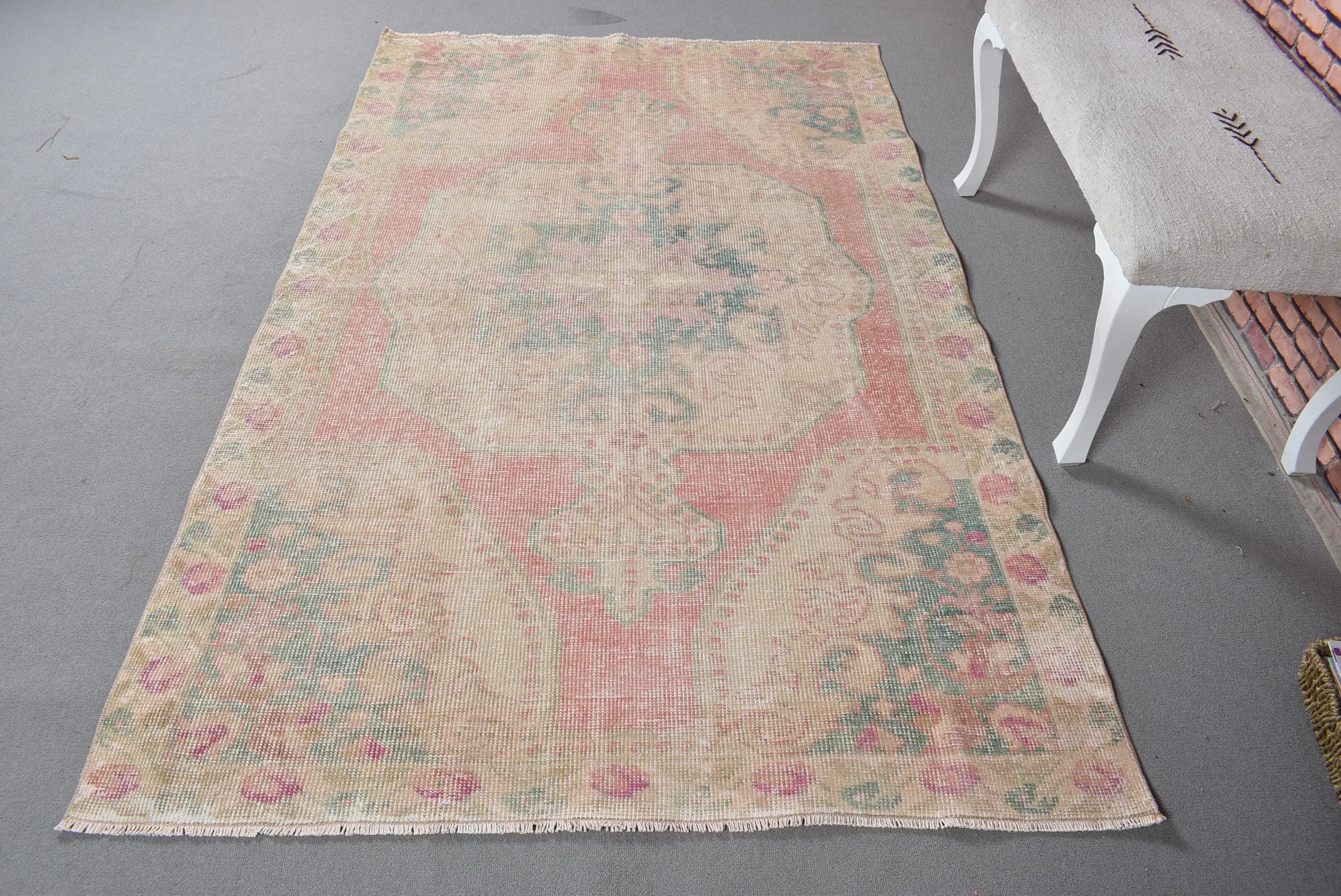 Vintage Turkish Rug, 4.5x7 ft Rug, Pink Area Solid Rug - 1