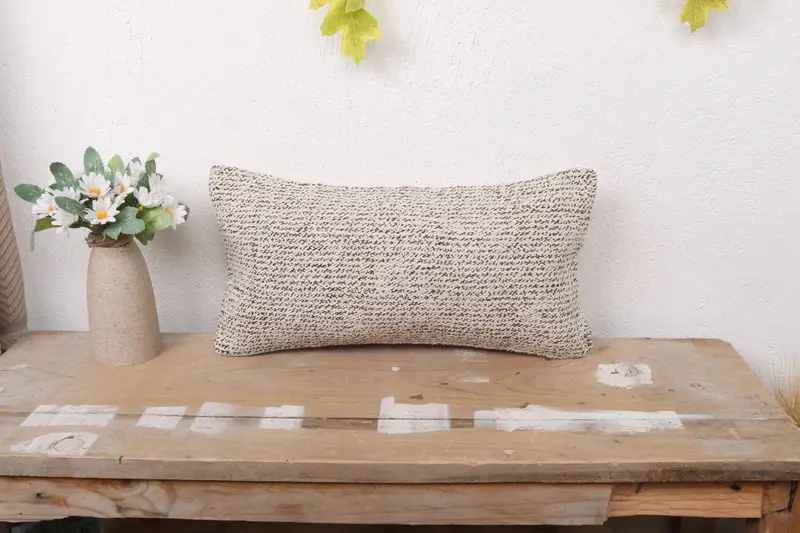 Braun-weißes Southwestern-Wurfkissen, handgefertigtes besticktes Kissen