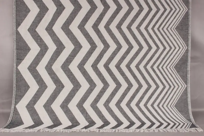 Zigzag Design Towel Bridesmaid Gift, Black Cotton Towel, 40x71 Inches