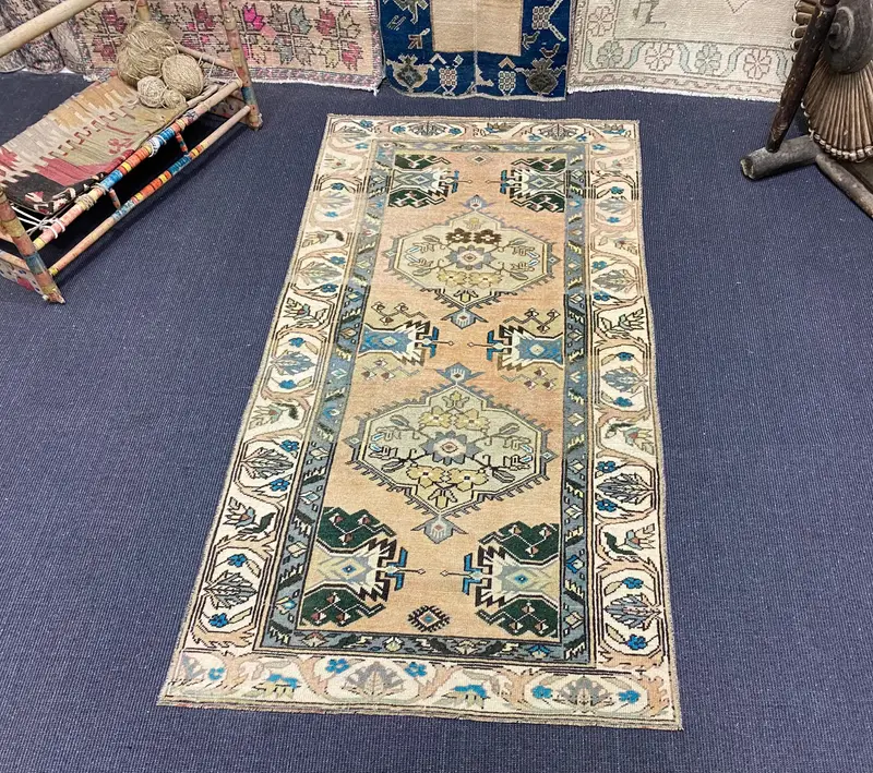 Oranger und blauer Teppich, 2,9 x 5,7 Fuß, floral und geometrisch