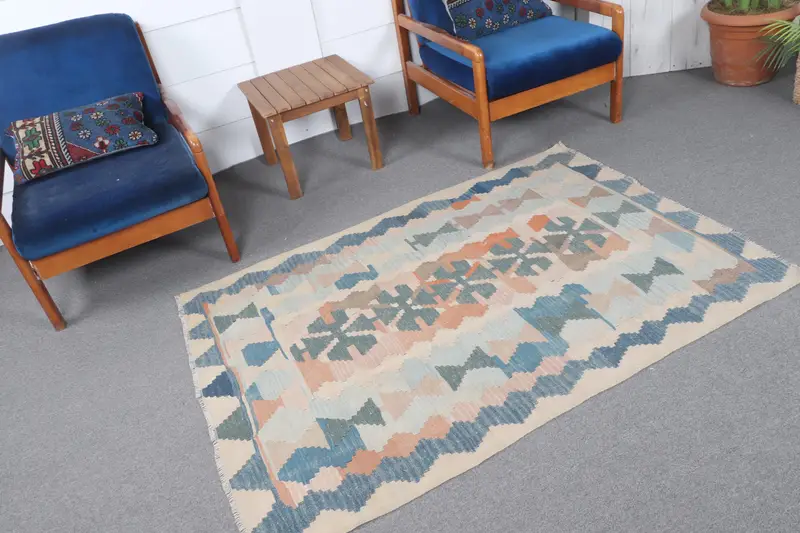 Beige & Blue Geometric Rug, 3,8x5,3 ft Chic Decor