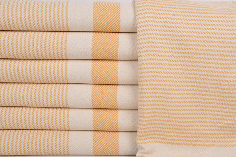 Wedding Shower Gift, Sand-free towel, Home Decor Gifts, 70x40 Cotton Polka Dot Towel, Large Turkish Towel, Fringed Turkish towel for poolside - 1