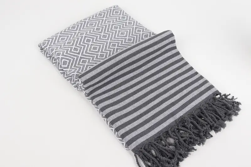 Sand-Resistant Peshtemal, Valentines Gift, Embroidered Towel, Custom Bath Towel, Luxury towel, Turkish beach towel with fringe, Turkish towel - 6
