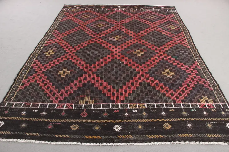 Elegant Black & Red Rug, 6,7x9,1 ft Abstract Design