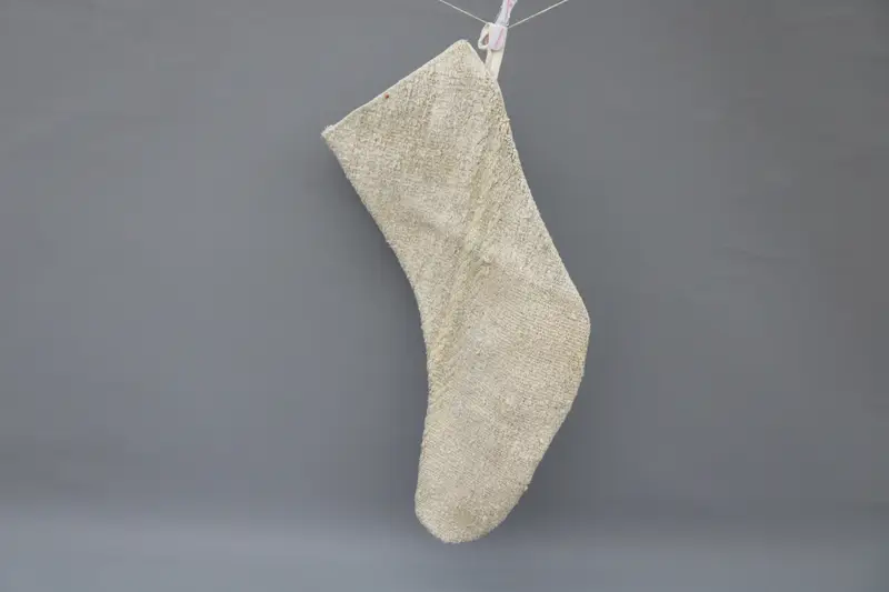 Beyaz Süslü Bej Noel Çorabı, Şenlikli Tatil Çorabı