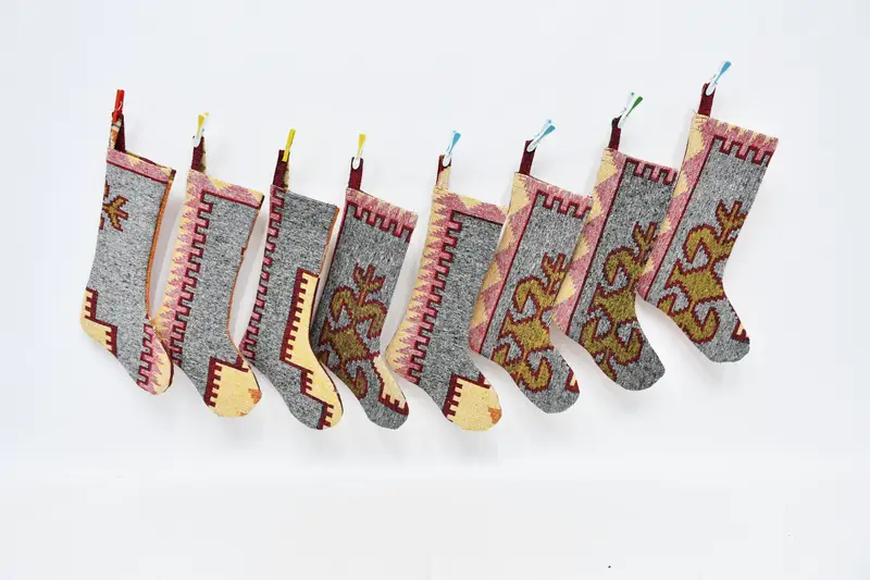 Patrón de adornos navideños, calcetín navideño de 8 pulgadas de ancho