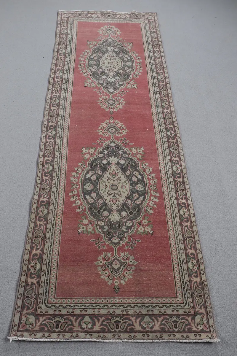 Red & Green Rug, 2,8x8,1 ft Botanical Design