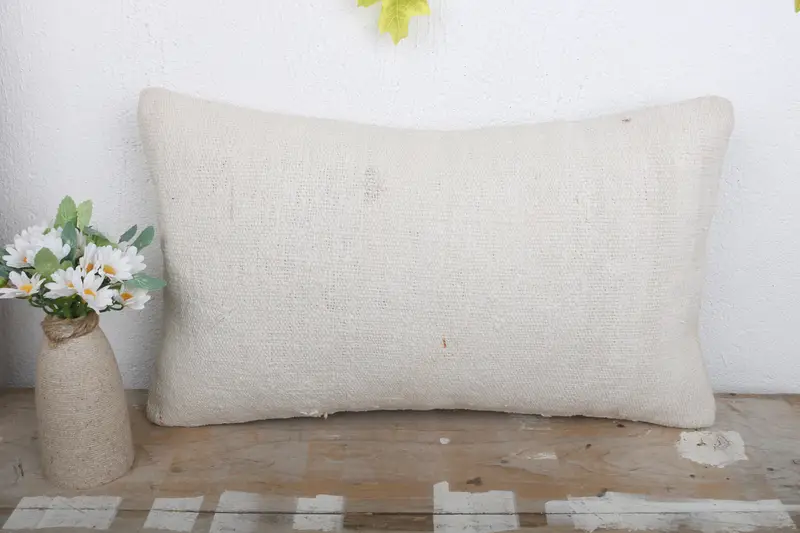 Vintage Pillow, Southwestern Pillow Cover, 12x20 White Pillow Case, Boho Pillow, Christmas Pillow Sham, Cushion Cover, Vintage Kilim Pillow - 2