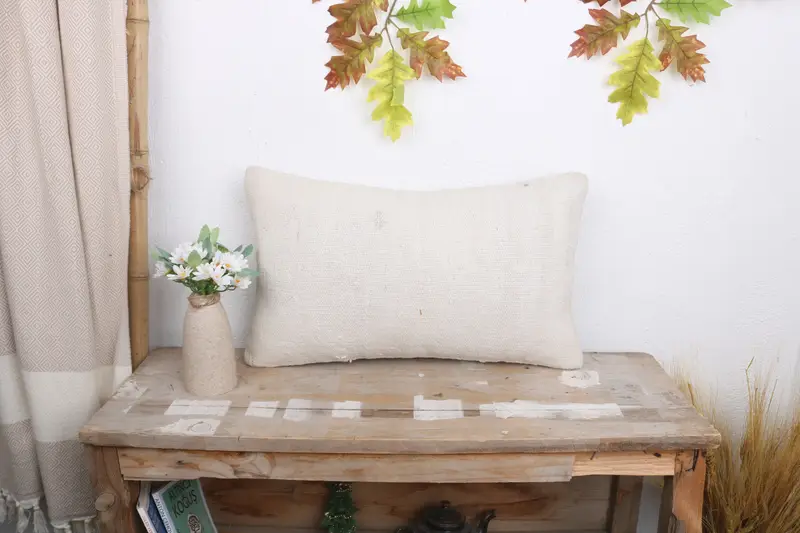 Vintage Pillow, Southwestern Pillow Cover, 12x20 White Pillow Case, Boho Pillow, Christmas Pillow Sham, Cushion Cover, Vintage Kilim Pillow - 1